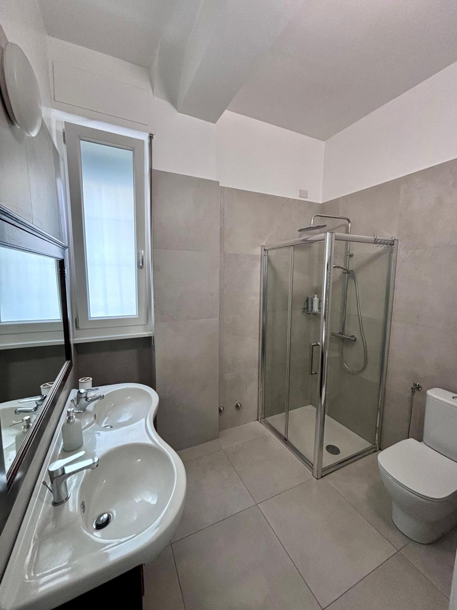 Bilocale In Bande Nere-Metro Rossa Duomo Apartment Milan Exterior photo